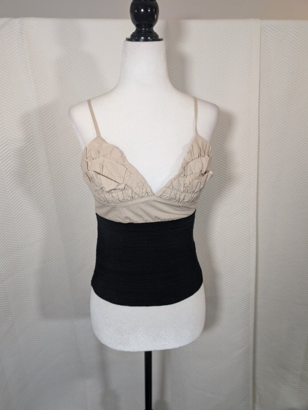 ZARA Black & Beige Ruffled Sweetheart Top Smocked Size Small Euro Summer Boho